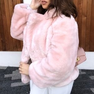 new VICTORIA'S SECRET FASHION SHOW PINK FUR COAT